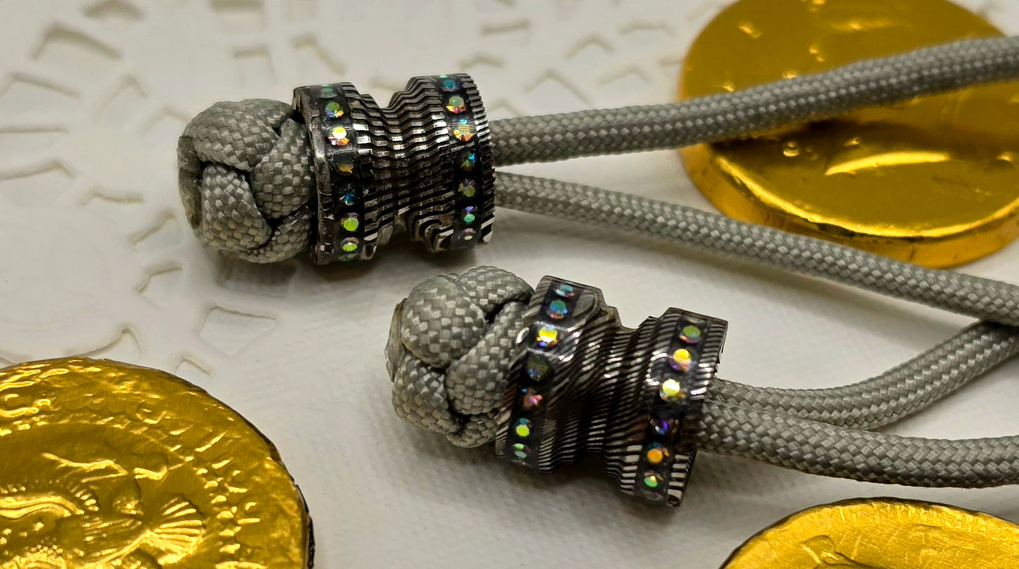 1 Dense Twist Damasteel Smedium with faux Diamond