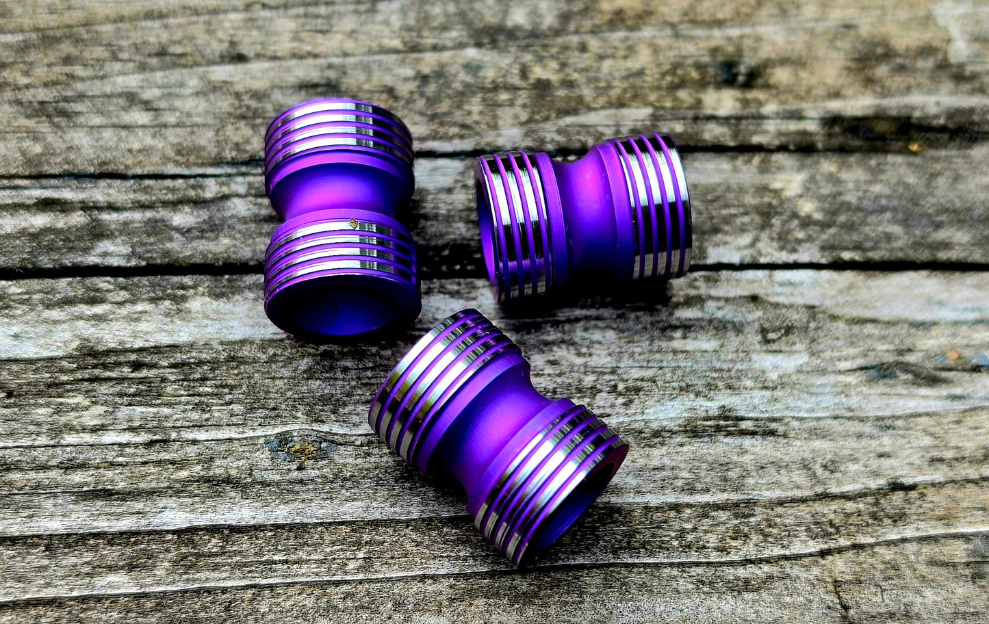1 Titanium Hour Glass FS
